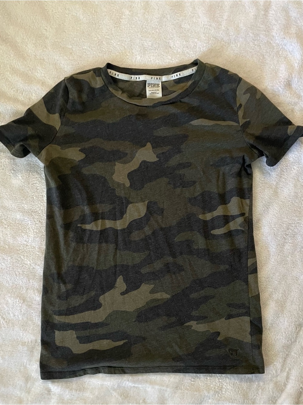 PINK Victoria's Secret Olive Camo Short Sleeve Tee